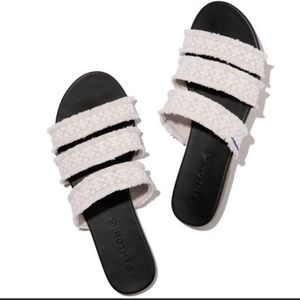 RETIRED ROTHY SANDALS!